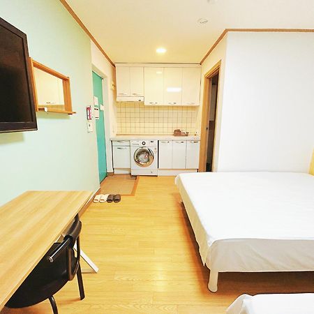 Sarang Guesthouse Dongdaemun Сеул Екстер'єр фото