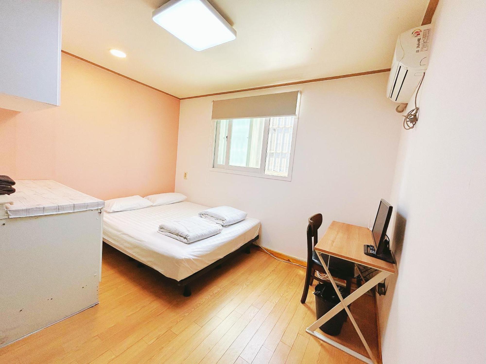 Sarang Guesthouse Dongdaemun Сеул Екстер'єр фото