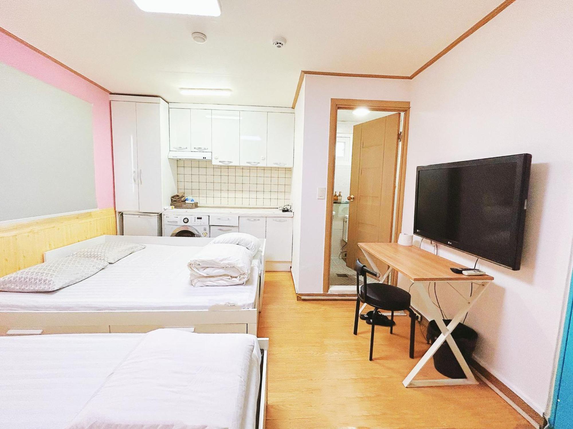 Sarang Guesthouse Dongdaemun Сеул Екстер'єр фото